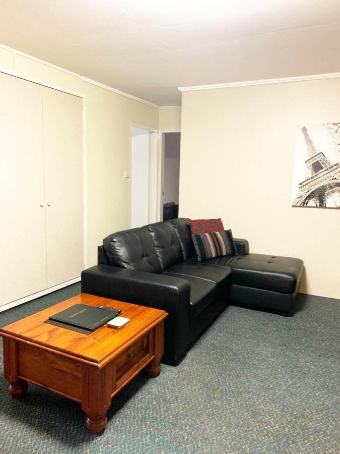 ארמידייל Westwood Motor Inn מראה חיצוני תמונה